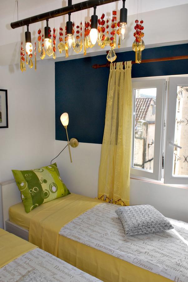 Apartment Piazzeta De Luxe Split Bagian luar foto